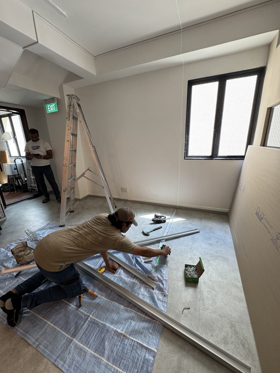 photo_6163660678791629805_y