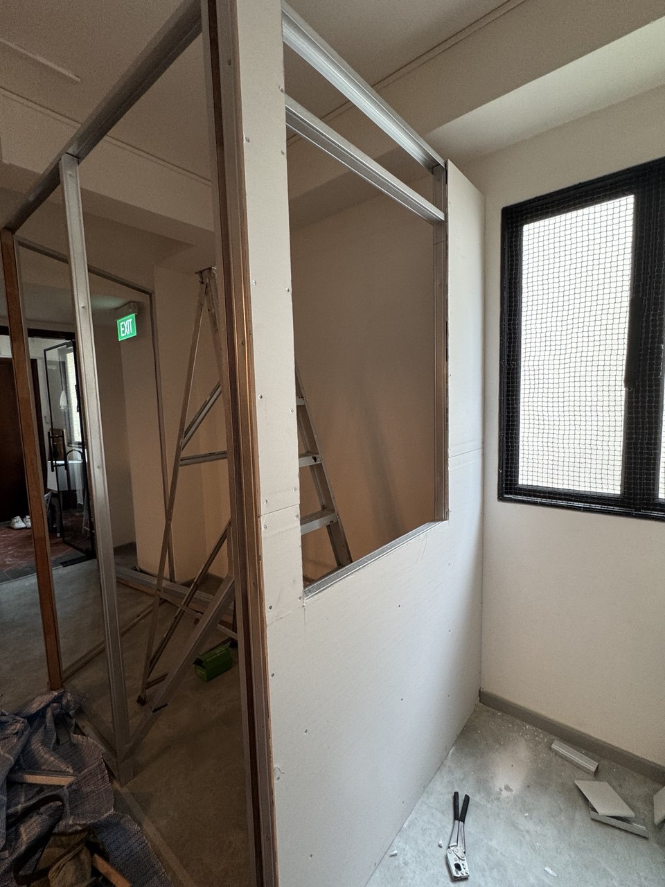 photo_6163660678791629807_y